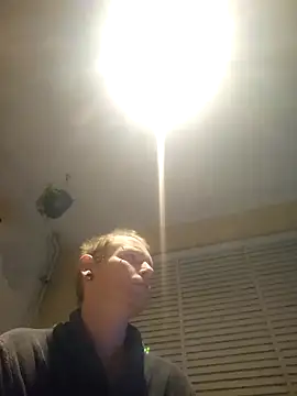 piercingpik online show from March 4, 2026, 10:28 pm