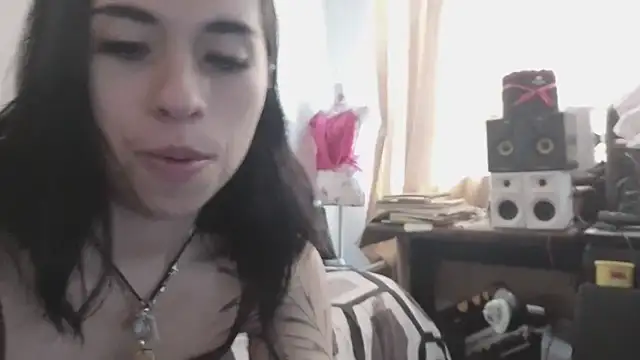 lucywhite13 online show from July 29, 2026, 3:33 pm