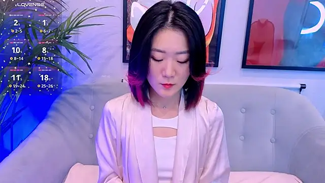 Snapshot of AikoYamada chatting on September 28, 2025, 7:04 am AikoYamada online show from September 28, 2025, 7:04 am