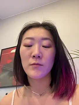 Snapshot of AikoYamada chatting on November 1, 2025, 6:19 am AikoYamada online show from November 1, 2025, 6:19 am