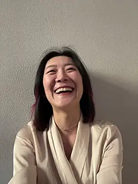 Snapshot of AikoYamada chatting on October 19, 2025, 6:49 am AikoYamada online show from October 19, 2025, 6:49 am