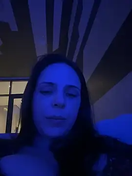 Lady LauraRose online show from November 16, 2025, 12:26 am