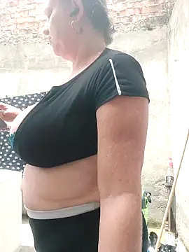 Miss-tetas online show from October 24, 2025, 4:50 pm