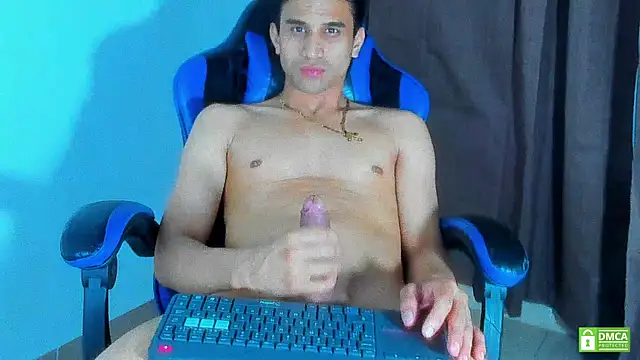 Camachito332 online show from July 22, 2026, 8:49 am