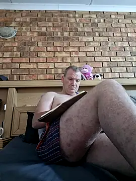 wallacelegend online show from October 30, 2025, 6:01 am