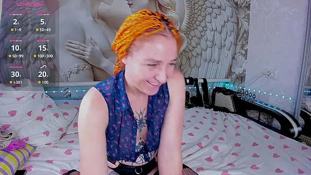 Snapshot of Gerald_and_Kristy chatting on October 8, 2025, 11:01 am Gerald and Kristy online show from October 8, 2025, 11:01 am