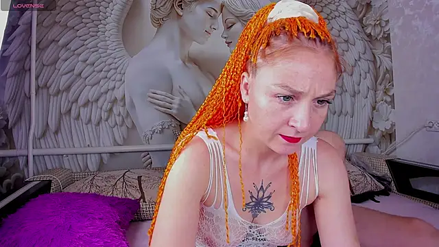 Snapshot of Gerald_and_Kristy chatting on September 30, 2025, 9:48 am Gerald and Kristy online show from September 30, 2025, 9:48 am