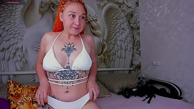 Snapshot of Gerald_and_Kristy chatting on September 26, 2025, 10:11 am Gerald and Kristy online show from September 26, 2025, 10:11 am