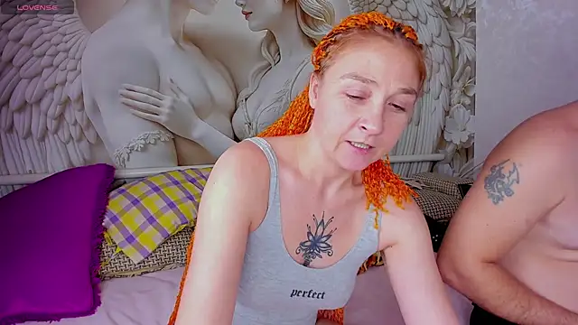 Snapshot of Gerald_and_Kristy chatting on October 5, 2025, 12:07 pm Gerald and Kristy online show from October 5, 2025, 12:07 pm