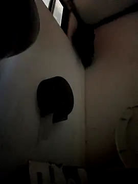 Snapshot of Secreto25 chatting on October 20, 2025, 4:25 am Secreto25 online show from October 20, 2025, 4:25 am