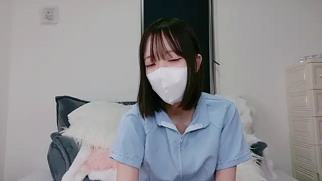 Azusa 128 online show from October 28, 2025, 11:20 am