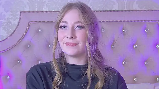 Snapshot of MiaEuphoria_ chatting on September 30, 2025, 10:21 am MiaEuphoria  online show from September 30, 2025, 10:21 am