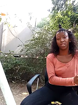 Snapshot of RFeltomWhitJ chatting on September 21, 2025, 7:57 am RFeltomWhitJ online show from September 21, 2025, 7:57 am