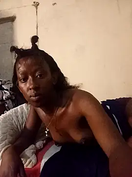 Snapshot of RFeltomWhitJ chatting on October 22, 2025, 3:39 am RFeltomWhitJ online show from October 22, 2025, 3:39 am