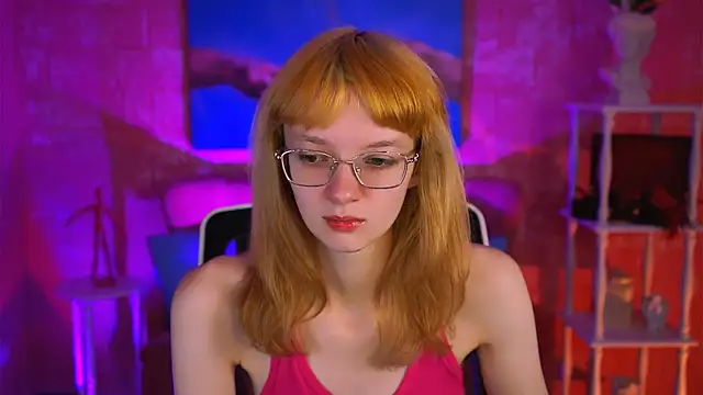 Snapshot of MollyJiggles chatting on October 15, 2025, 8:44 am MollyJiggles online show from October 15, 2025, 8:44 am