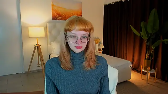 Snapshot of MollyJiggles chatting on October 4, 2025, 12:39 pm MollyJiggles online show from October 4, 2025, 12:39 pm