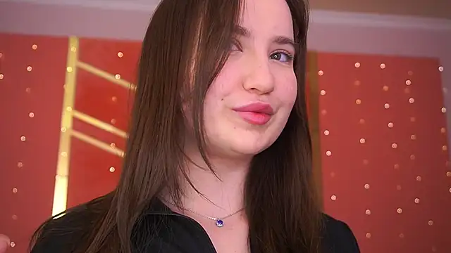 SofieBloom online show from February 15, 2026, 5:12 pm