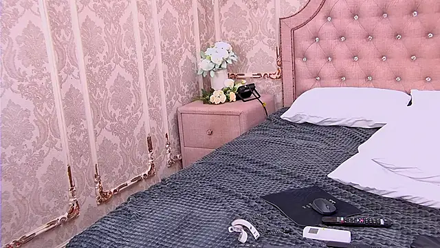 Kate Storm online show from October 29, 2025, 4:11 am