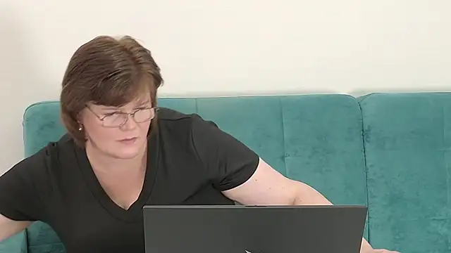 Snapshot of Sandra_Sunrise chatting on September 27, 2025, 9:37 am Sandra Sunrise online show from September 27, 2025, 9:37 am