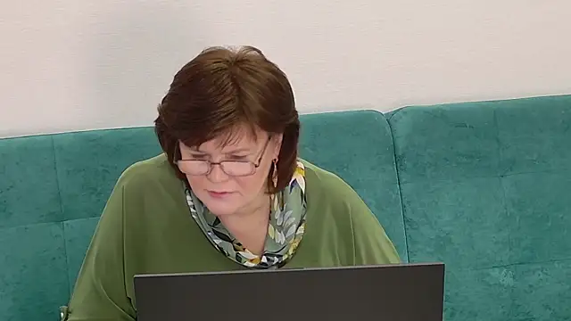 Sandra Sunrise online show from December 14, 2025, 12:00 pm