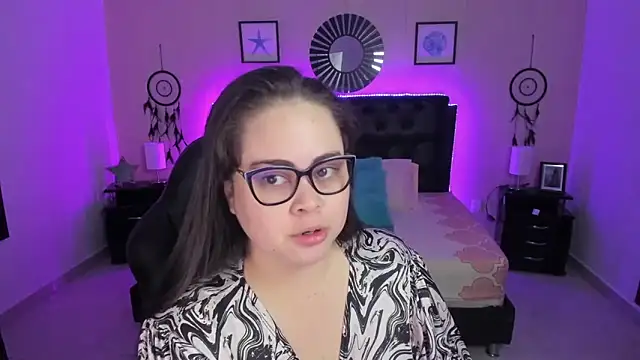 Snapshot of LolaVillalobos chatting on February 17, 2026, 11:51 am LolaVillalobos online show from February 17, 2026, 11:51 am