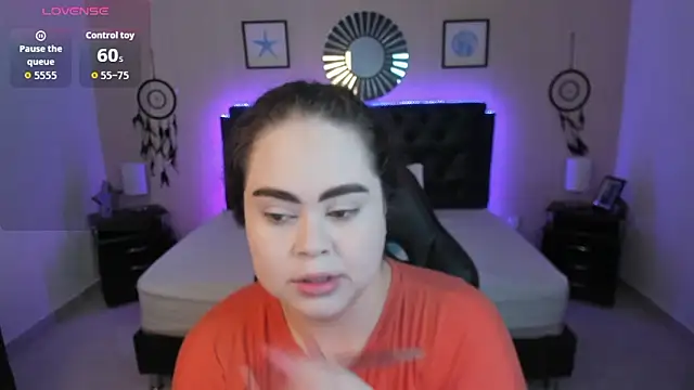 Snapshot of LolaVillalobos chatting on January 19, 2026, 11:58 am LolaVillalobos online show from January 19, 2026, 11:58 am