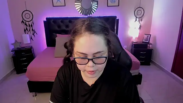 Snapshot of LolaVillalobos chatting on February 12, 2026, 2:06 pm LolaVillalobos online show from February 12, 2026, 2:06 pm