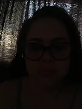 LolaVillalobos online show from September 27, 2025, 11:16 am