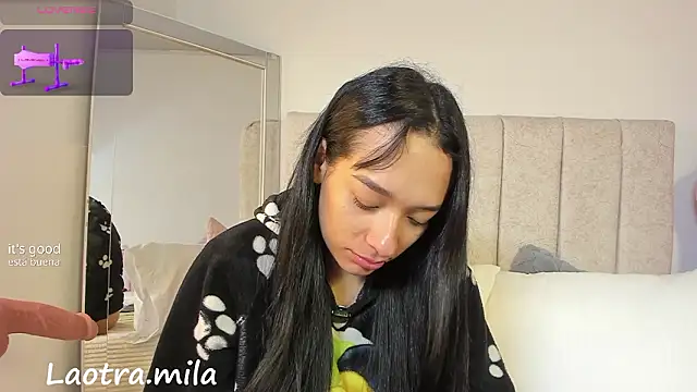 juliettaa 1 online show from February 9, 2026, 10:13 am