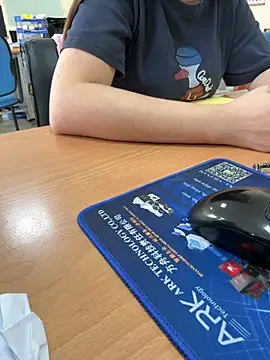 PhuongNhi21 online show from October 11, 2025, 1:50 am