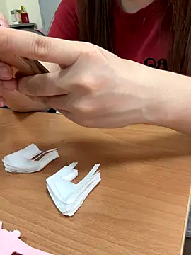 PhuongNhi21 online show from September 30, 2025, 2:06 am