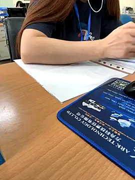 PhuongNhi21 online show from September 24, 2025, 1:57 am