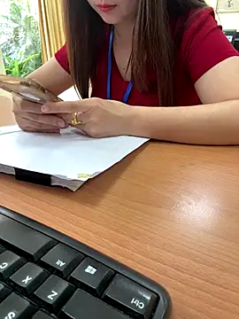 PhuongNhi21 online show from September 10, 2025, 2:10 am