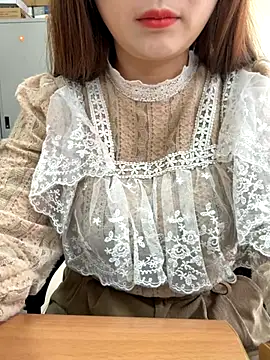 PhuongNhi21 online show from October 25, 2025, 1:16 am