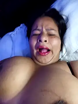 RosenRot07 online show from December 19, 2025, 1:13 pm