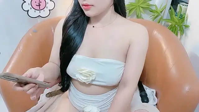 Snapshot of --Ssu--Jp chatting on October 29, 2025, 4:17 pm --Ssu--Jp online show from October 29, 2025, 4:17 pm