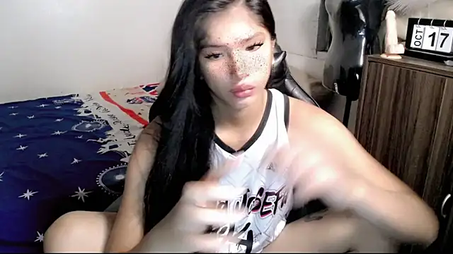 Cutierhyxx online show from October 19, 2025, 10:07 am