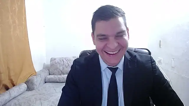 Victor Maitland online show from December 2, 2025, 3:41 am