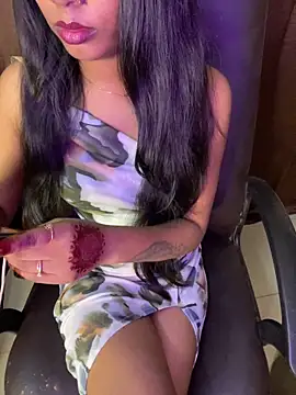 Snapshot of its_ur_flora chatting on September 29, 2025, 10:37 pm its ur flora online show from September 29, 2025, 10:37 pm