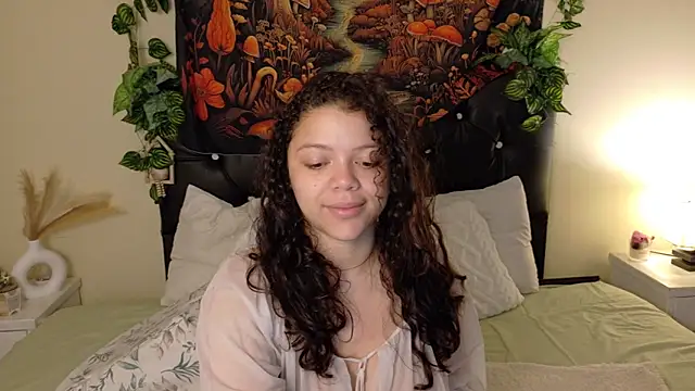 Snapshot of Amanda_sweet chatting on October 5, 2025, 1:46 pm Amanda sweet online show from October 5, 2025, 1:46 pm