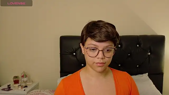 Snapshot of Amanda_sweet chatting on March 10, 2025, 12:38 pm Amanda sweet online show from March 10, 2025, 12:38 pm