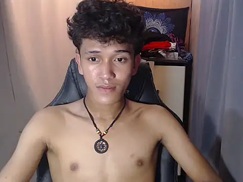 kenbigcockxx online show from October 20, 2025, 8:26 am