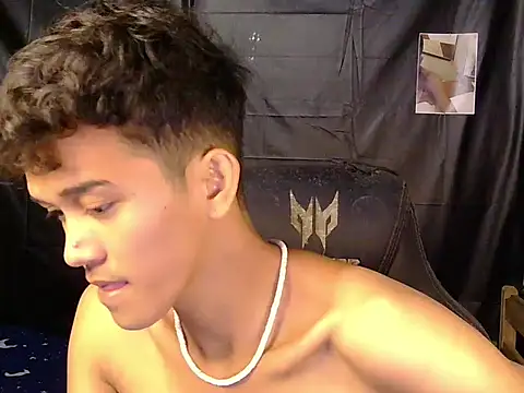 kenbigcockxx online show from February 23, 2026, 1:44 pm