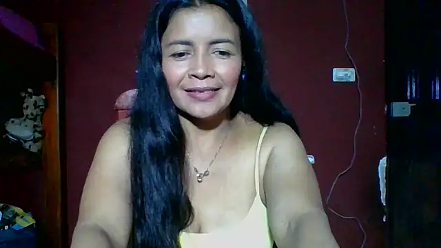 Snapshot of DianaOchoa_ chatting on October 1, 2025, 7:46 am DianaOchoa  online show from October 1, 2025, 7:46 am