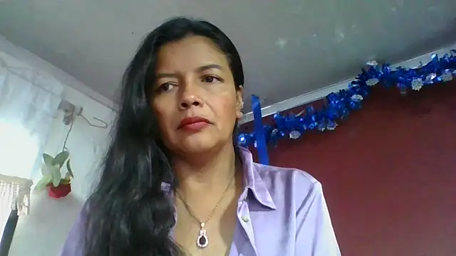 Snapshot of DianaOchoa_ chatting on January 9, 2026, 11:28 am DianaOchoa online show from January 9, 2026, 11:28 am