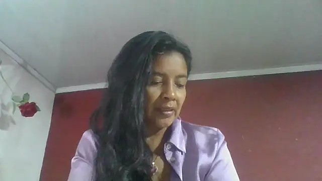 Snapshot of DianaOchoa_ chatting on February 24, 2026, 3:40 am DianaOchoa online show from February 24, 2026, 3:40 am
