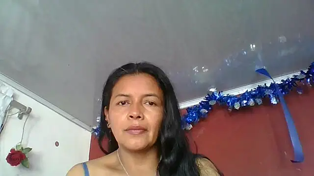 Snapshot of DianaOchoa_ chatting on January 17, 2026, 8:45 pm DianaOchoa online show from January 17, 2026, 8:45 pm