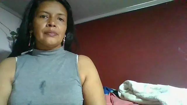 DianaOchoa  online show from May 14, 2026, 4:31 am