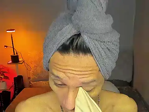 anitacruise online show from October 16, 2025, 9:23 pm