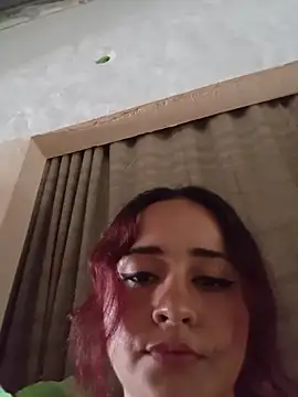 Snapshot of candy__fox_ chatting on October 27, 2025, 4:30 pm candy  fox  online show from October 27, 2025, 4:30 pm